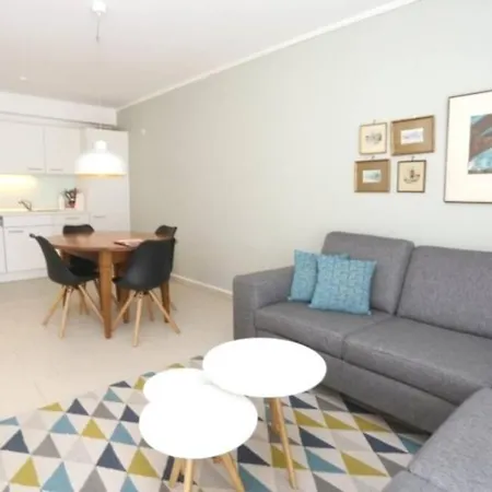 Large Family Retro Flat In Center- Large Terrace & Garden View, Free Parking Apartment Luxembourg